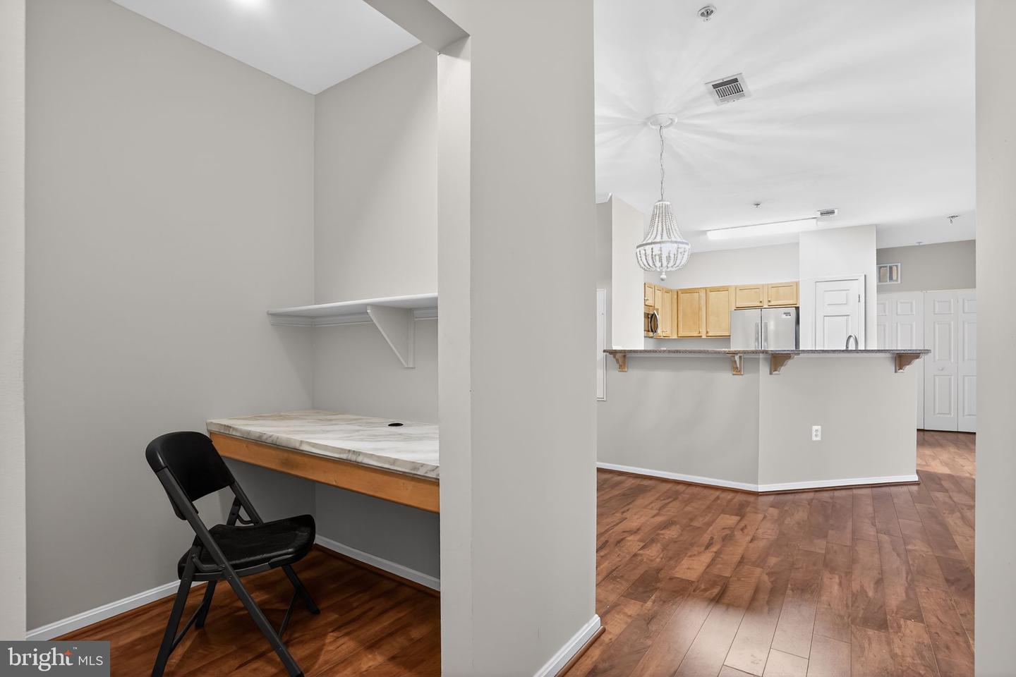 5142-J BRITTNEY ELYSE CIR #J, CENTREVILLE, Virginia 20120, 2 Bedrooms Bedrooms, ,2 BathroomsBathrooms,Residential,For sale,5142-J BRITTNEY ELYSE CIR #J,VAFX2292716 MLS # VAFX2292716