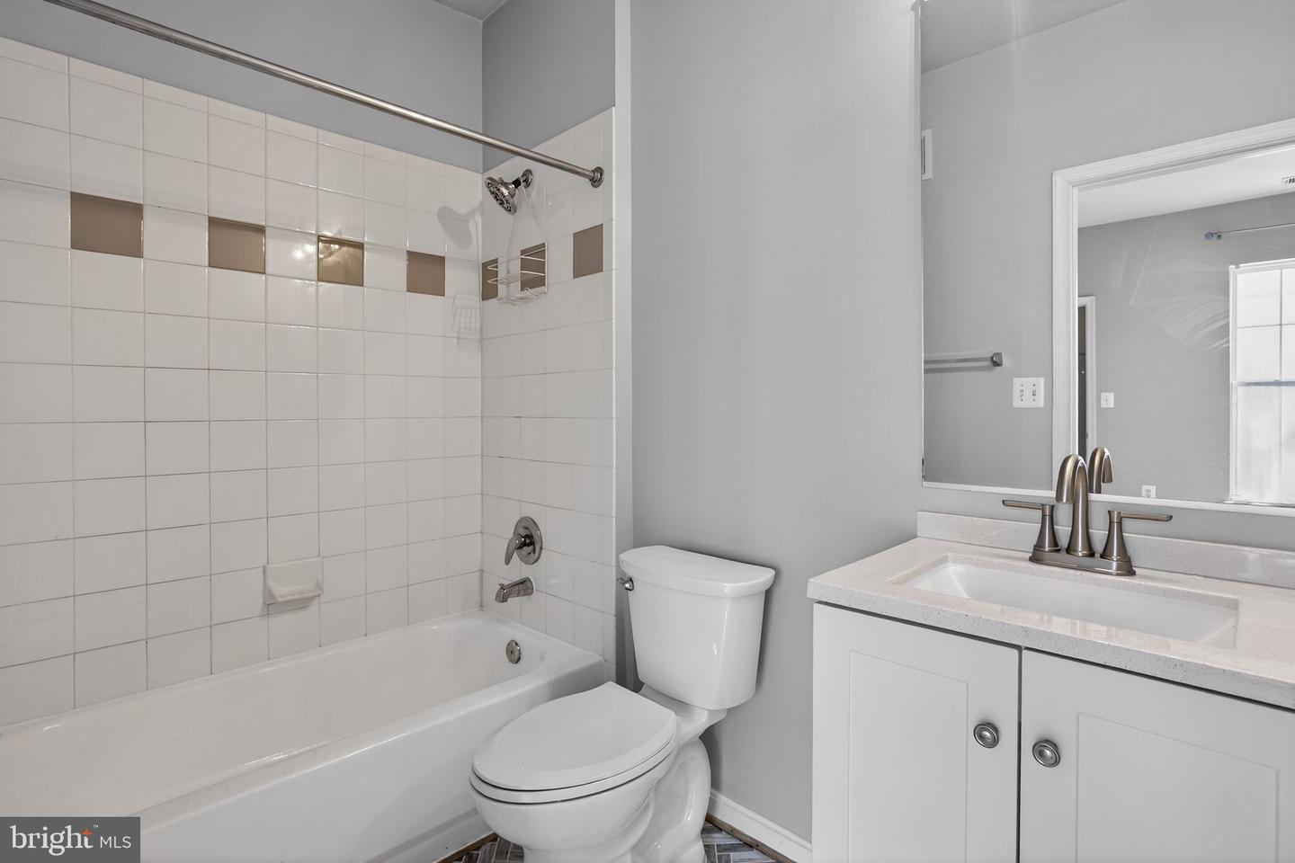 5142-J BRITTNEY ELYSE CIR #J, CENTREVILLE, Virginia 20120, 2 Bedrooms Bedrooms, ,2 BathroomsBathrooms,Residential,For sale,5142-J BRITTNEY ELYSE CIR #J,VAFX2292716 MLS # VAFX2292716