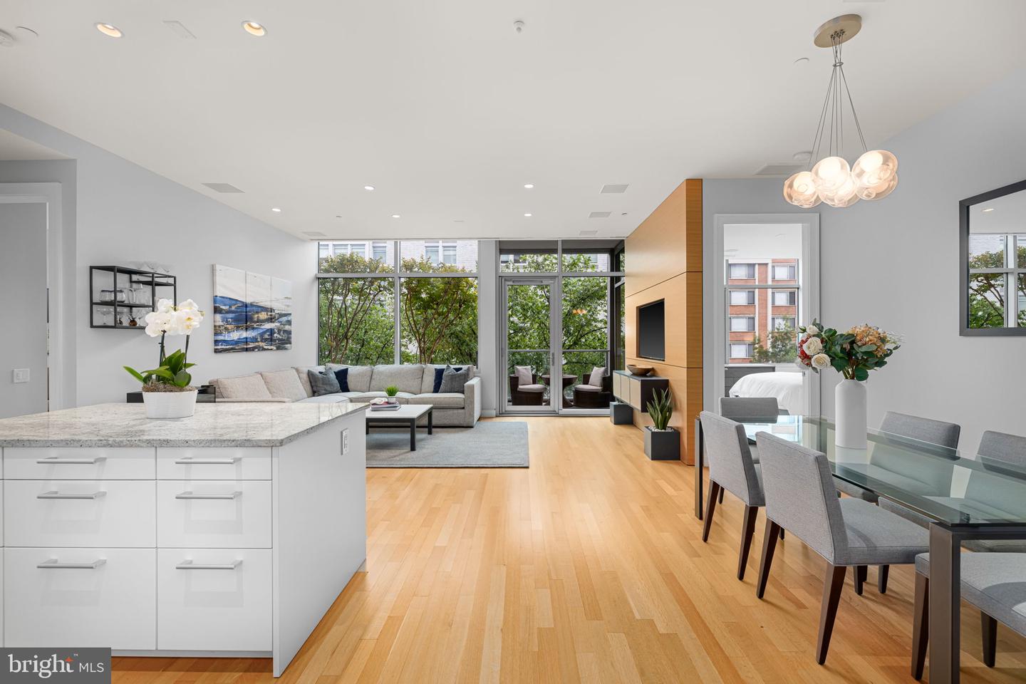 1177 22ND ST NW #4F, WASHINGTON, District Of Columbia 20037, 2 Bedrooms Bedrooms, ,2 BathroomsBathrooms,Residential,For sale,1177 22ND ST NW #4F,DCDC2247770 MLS # DCDC2247770