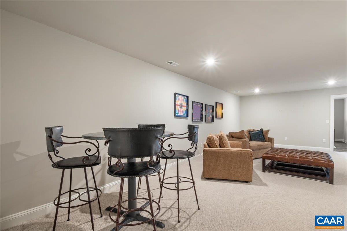 3421 THICKET RUN PL, CHARLOTTESVILLE, Virginia 22911, 5 Bedrooms Bedrooms, ,4 BathroomsBathrooms,Residential,For sale,3421 THICKET RUN PL,673668 MLS # 673668