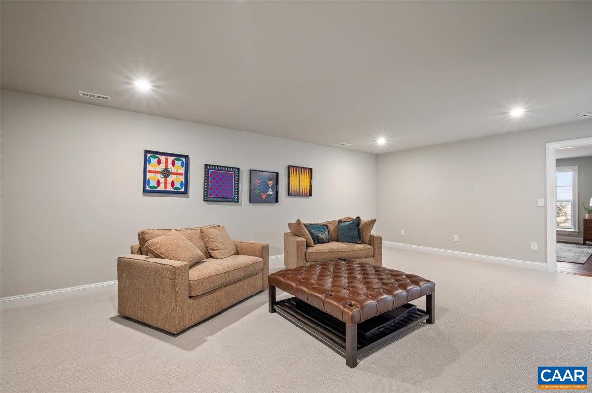 3421 THICKET RUN PL, CHARLOTTESVILLE, Virginia 22911, 5 Bedrooms Bedrooms, ,4 BathroomsBathrooms,Residential,For sale,3421 THICKET RUN PL,673668 MLS # 673668