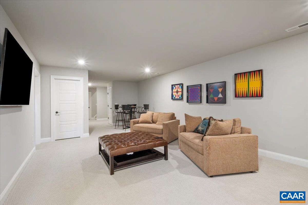 3421 THICKET RUN PL, CHARLOTTESVILLE, Virginia 22911, 5 Bedrooms Bedrooms, ,4 BathroomsBathrooms,Residential,For sale,3421 THICKET RUN PL,673668 MLS # 673668