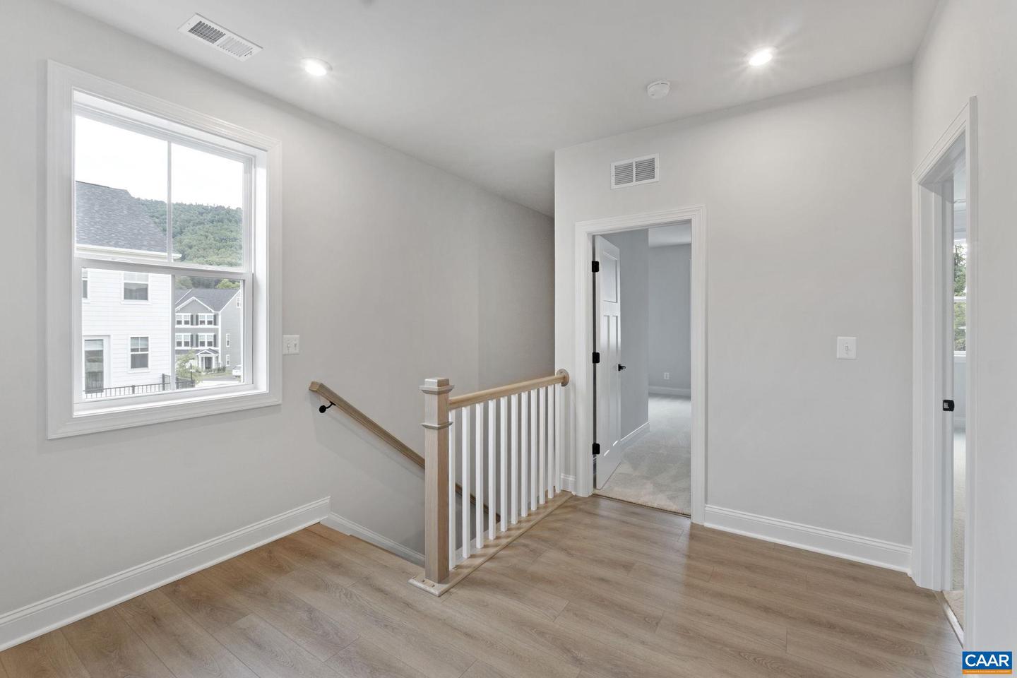 19F FARROW COVE, CHARLOTTESVILLE, Virginia 22901, 4 Bedrooms Bedrooms, ,2 BathroomsBathrooms,Residential,For sale,19F FARROW COVE,673669 MLS # 673669