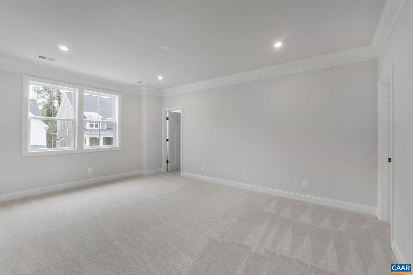 19F FARROW COVE, CHARLOTTESVILLE, Virginia 22901, 4 Bedrooms Bedrooms, ,2 BathroomsBathrooms,Residential,For sale,19F FARROW COVE,673669 MLS # 673669