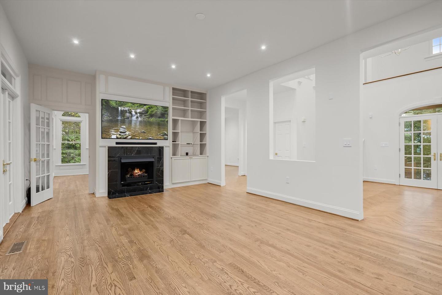 1404 WYNHURST LN, VIENNA, Virginia 22182, 5 Bedrooms Bedrooms, ,4 BathroomsBathrooms,Residential,For sale,1404 WYNHURST LN,VAFX2292770 MLS # VAFX2292770