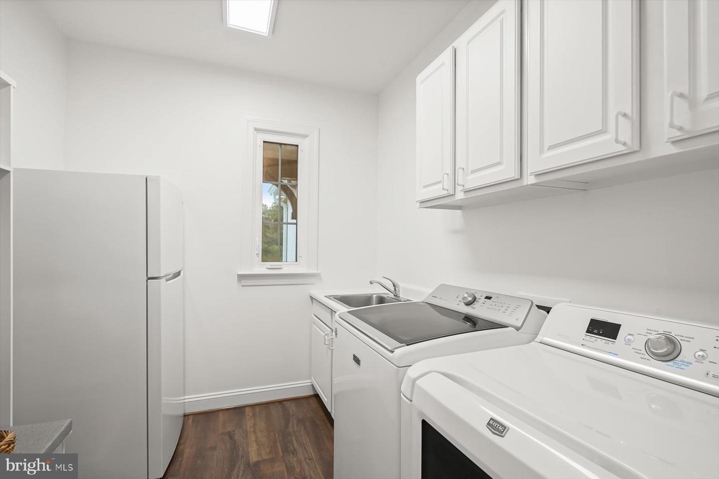 1404 WYNHURST LN, VIENNA, Virginia 22182, 5 Bedrooms Bedrooms, ,4 BathroomsBathrooms,Residential,For sale,1404 WYNHURST LN,VAFX2292770 MLS # VAFX2292770