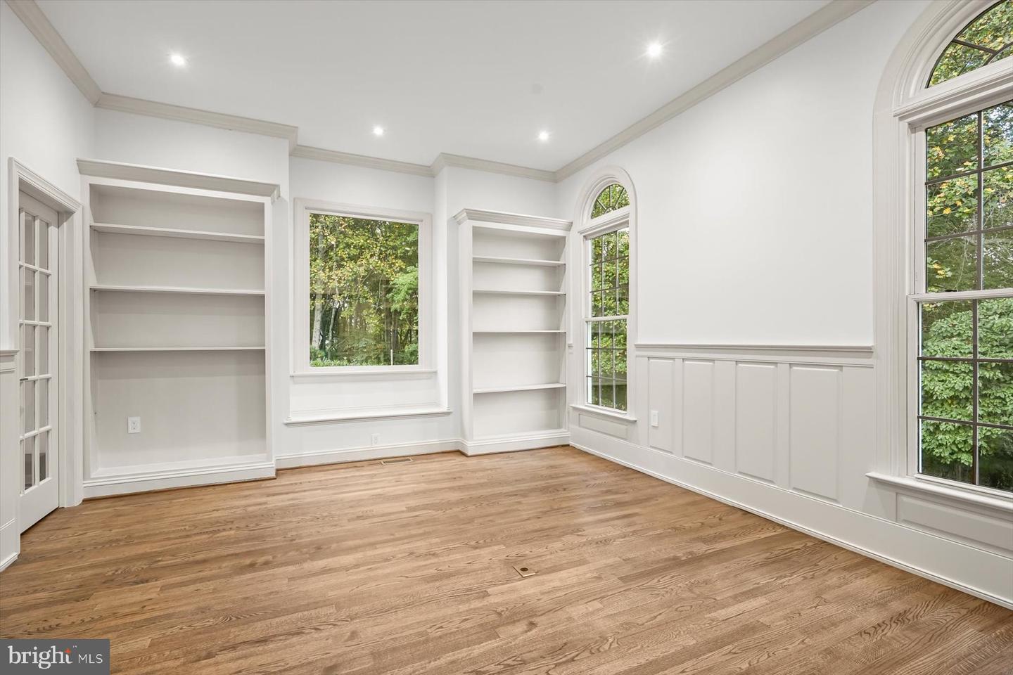 1404 WYNHURST LN, VIENNA, Virginia 22182, 5 Bedrooms Bedrooms, ,4 BathroomsBathrooms,Residential,For sale,1404 WYNHURST LN,VAFX2292770 MLS # VAFX2292770