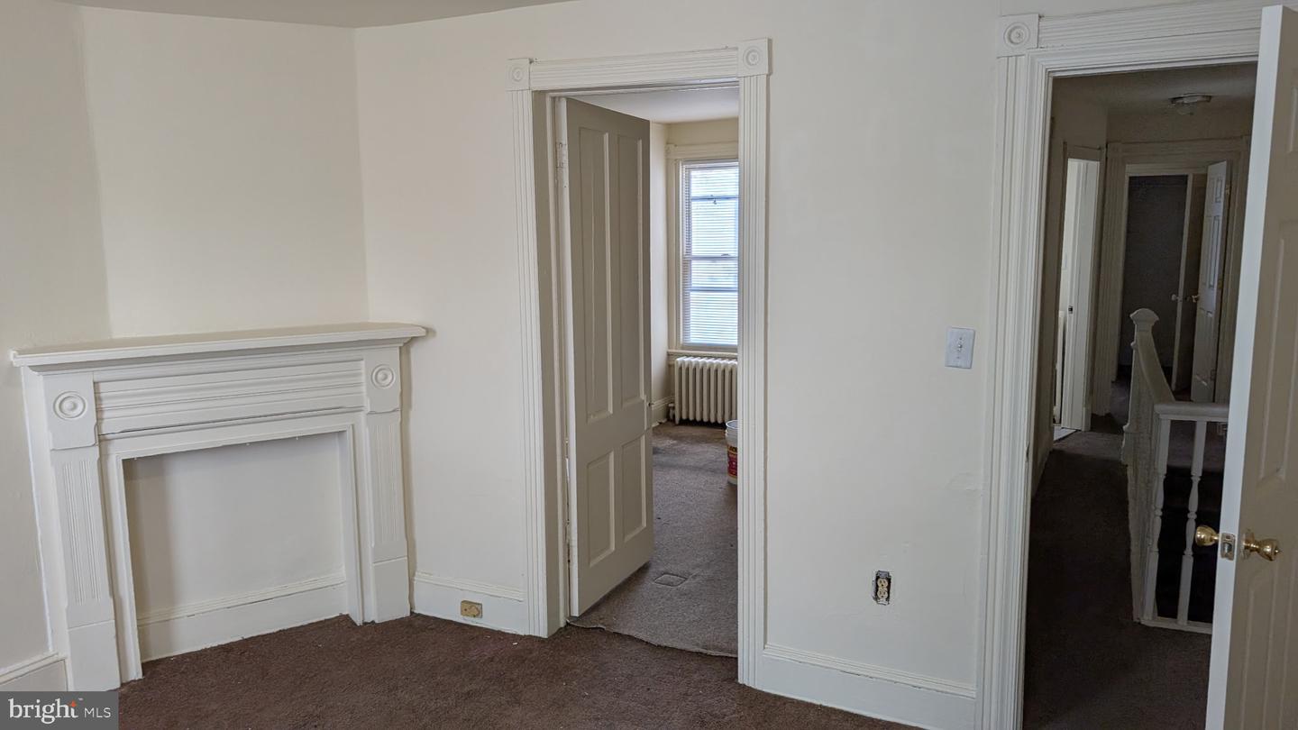 635 14TH PL NE, WASHINGTON, District Of Columbia 20002, 3 Bedrooms Bedrooms, ,1 BathroomBathrooms,Residential,For sale,635 14TH PL NE,DCDC2247804 MLS # DCDC2247804