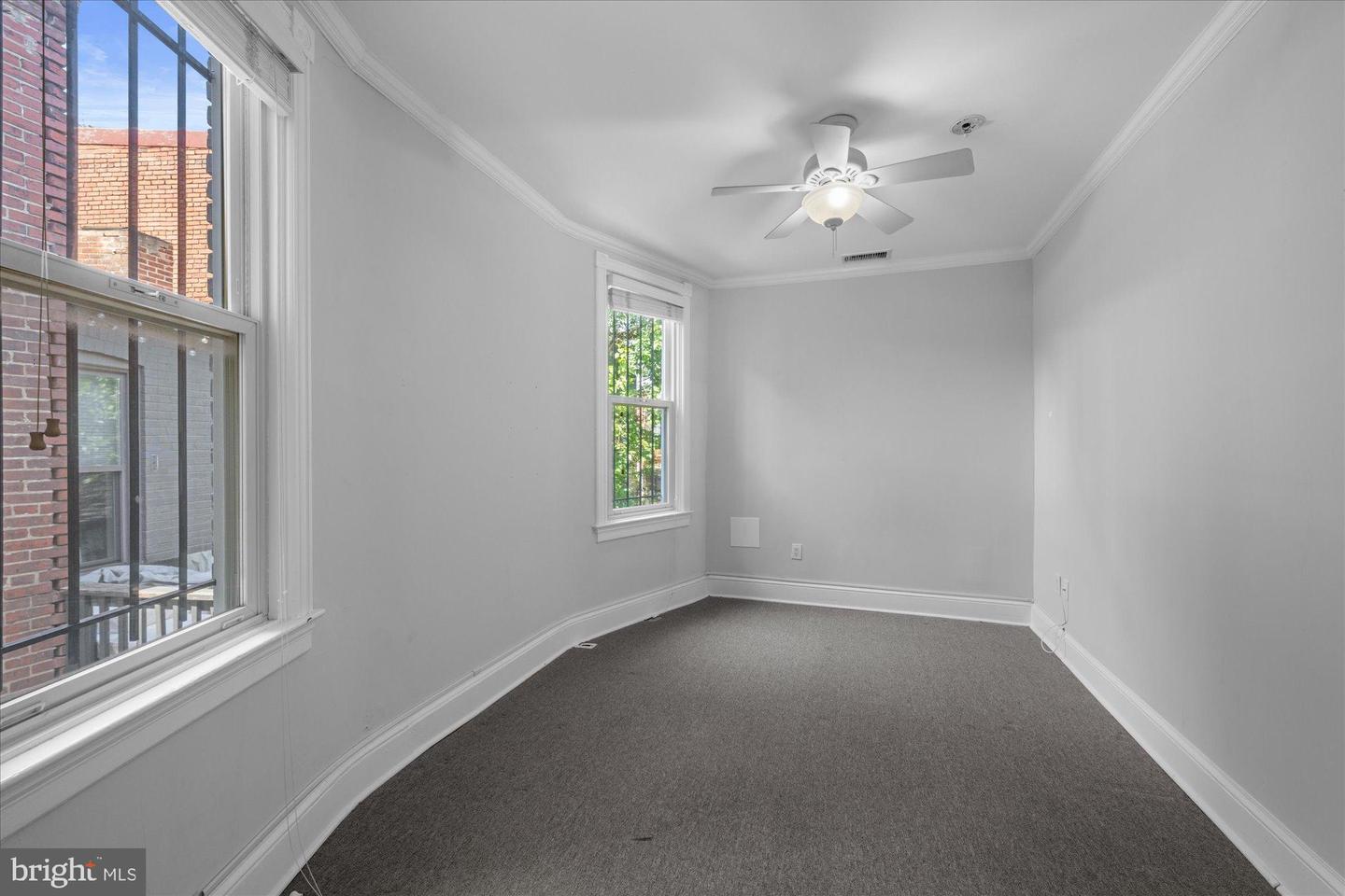 221 M ST NW, WASHINGTON, District Of Columbia 20001, 5 Bedrooms Bedrooms, 9 Rooms Rooms,3 BathroomsBathrooms,Residential,For sale,221 M ST NW,DCDC2247808 MLS # DCDC2247808