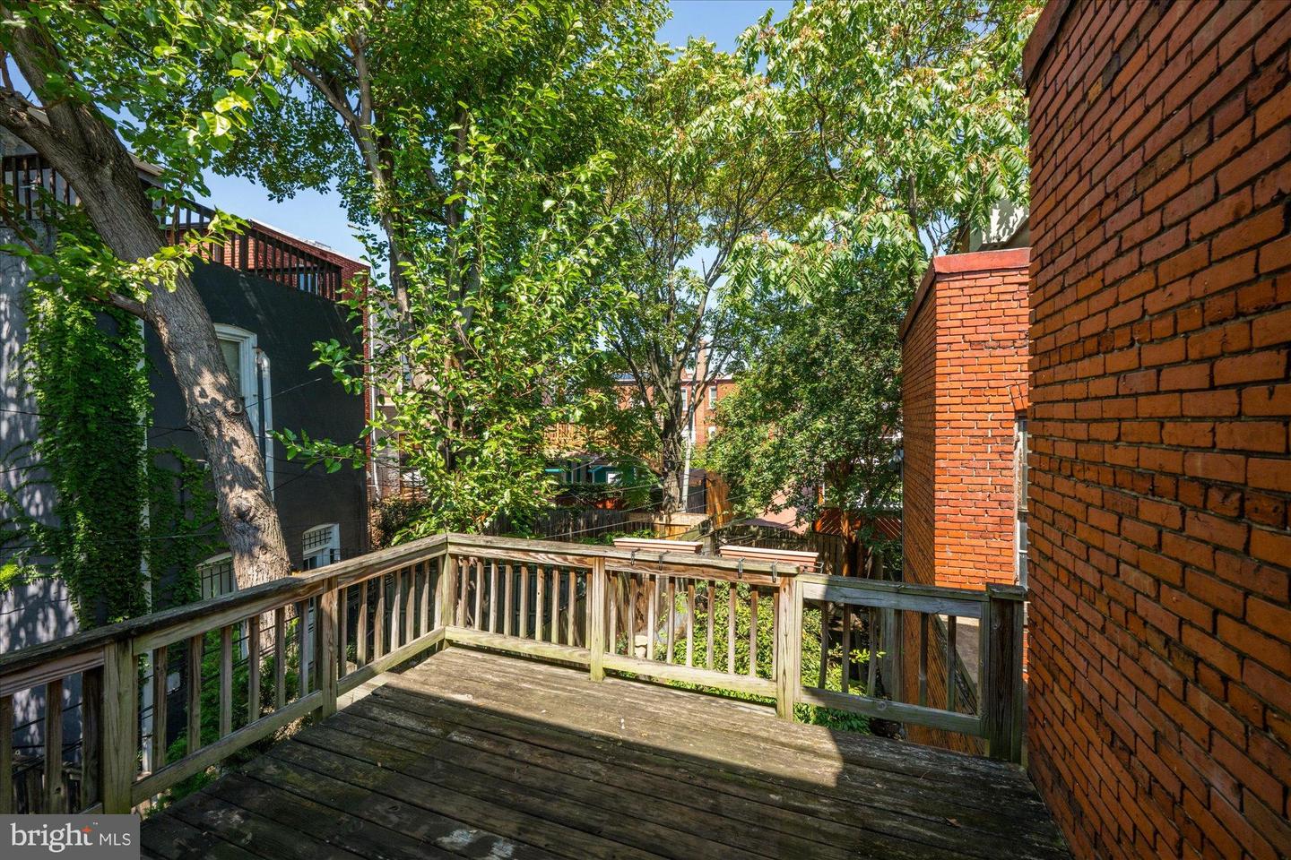 221 M ST NW, WASHINGTON, District Of Columbia 20001, 5 Bedrooms Bedrooms, 9 Rooms Rooms,3 BathroomsBathrooms,Residential,For sale,221 M ST NW,DCDC2247808 MLS # DCDC2247808