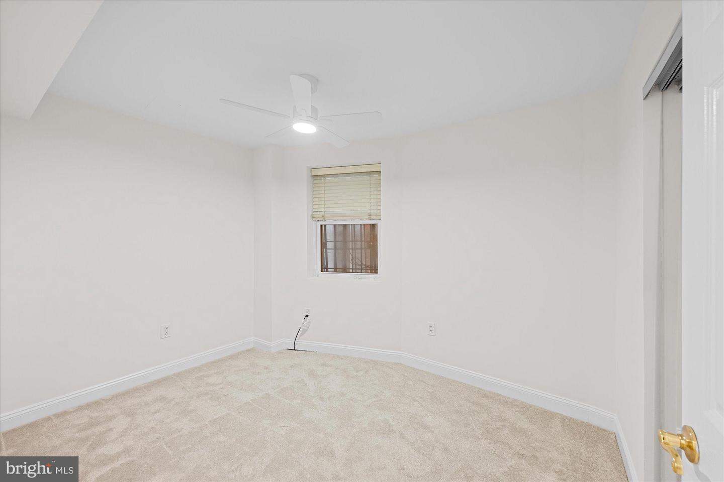 221 M ST NW, WASHINGTON, District Of Columbia 20001, 5 Bedrooms Bedrooms, 9 Rooms Rooms,3 BathroomsBathrooms,Residential,For sale,221 M ST NW,DCDC2247808 MLS # DCDC2247808