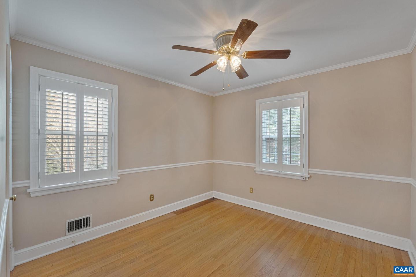 221 LEE AVE, ORANGE, Virginia 22960, 3 Bedrooms Bedrooms, ,2 BathroomsBathrooms,Residential,For sale,221 LEE AVE,673679 MLS # 673679 221 LEE AVE, ORANGE, Virginia 22960, 3 Bedrooms Bedrooms, ,2 BathroomsBathrooms,Residential,For sale,221 LEE AVE,673679 MLS # 673679