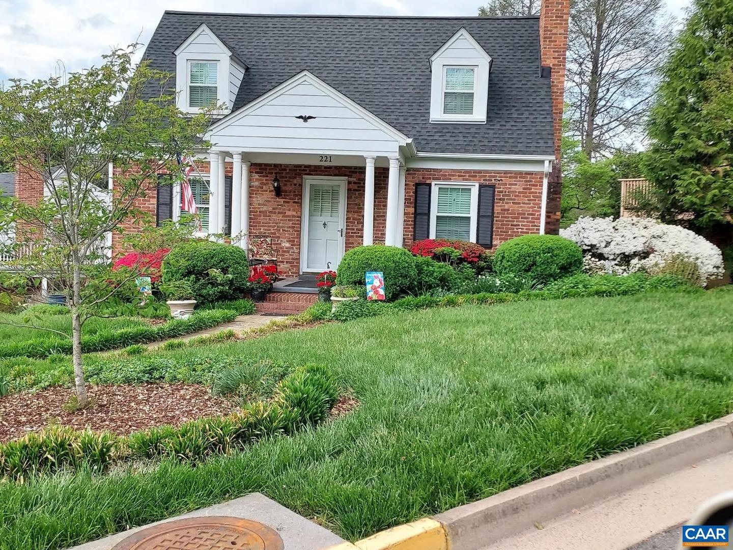 221 LEE AVE, ORANGE, Virginia 22960, 3 Bedrooms Bedrooms, ,2 BathroomsBathrooms,Residential,For sale,221 LEE AVE,673679 MLS # 673679 221 LEE AVE, ORANGE, Virginia 22960, 3 Bedrooms Bedrooms, ,2 BathroomsBathrooms,Residential,For sale,221 LEE AVE,673679 MLS # 673679