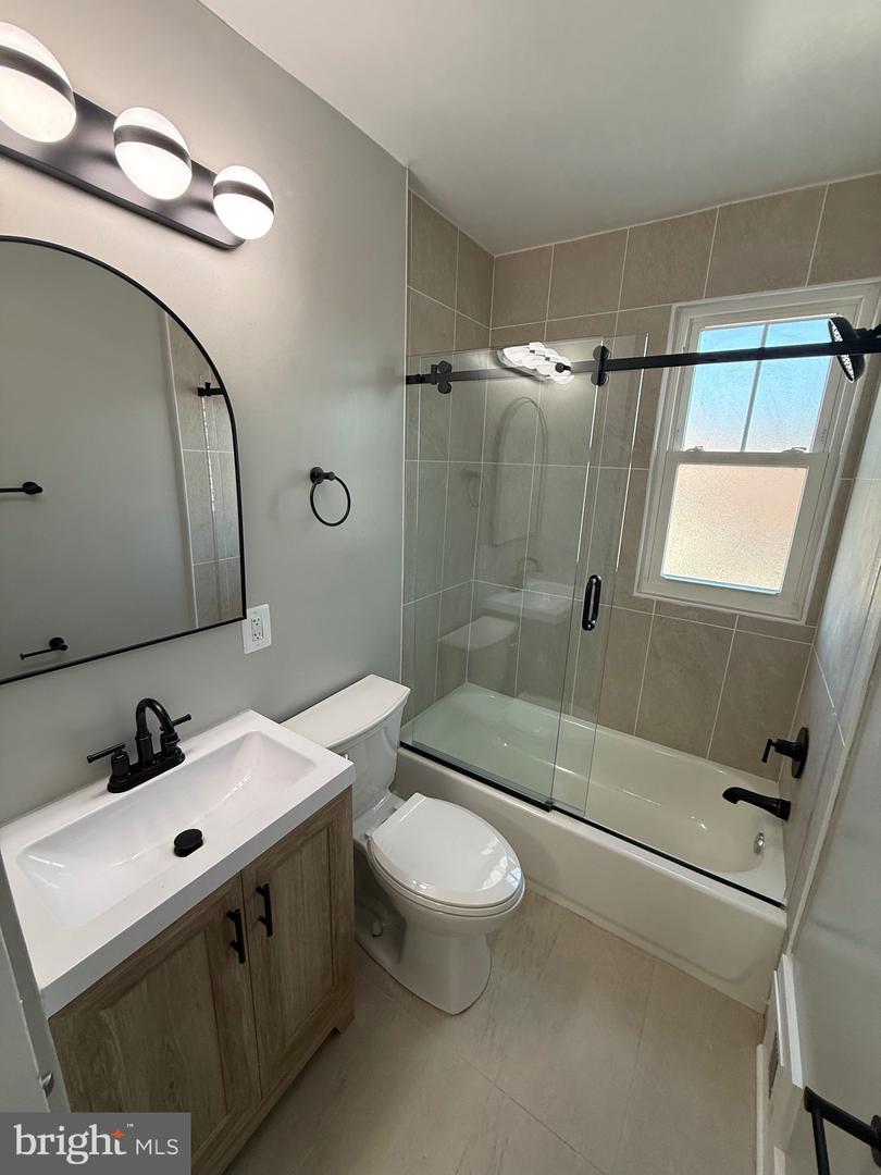 5049 8TH ST NE, WASHINGTON, District Of Columbia 20017, 3 Bedrooms Bedrooms, ,3 BathroomsBathrooms,Residential,For sale,5049 8TH ST NE,DCDC2247832 MLS # DCDC2247832