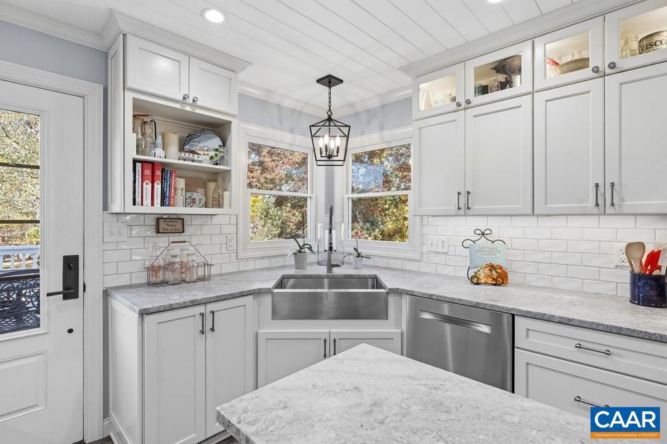 79 HIDDEN VALLEY CT, PALMYRA, Virginia 22963, 4 Bedrooms Bedrooms, ,2 BathroomsBathrooms,Residential,For sale,79 HIDDEN VALLEY CT,673682 MLS # 673682