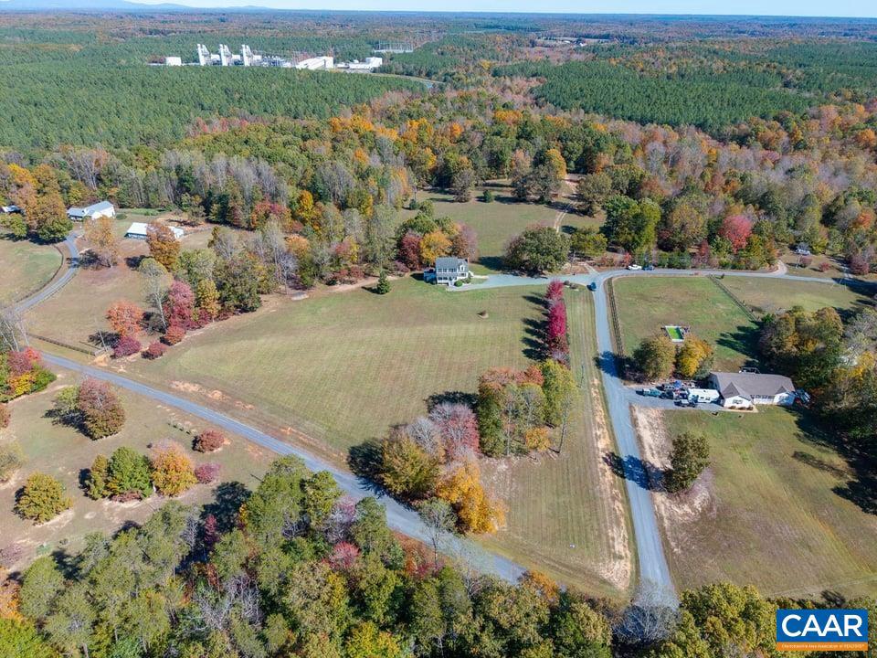 79 HIDDEN VALLEY CT, PALMYRA, Virginia 22963, 4 Bedrooms Bedrooms, ,2 BathroomsBathrooms,Residential,For sale,79 HIDDEN VALLEY CT,673682 MLS # 673682