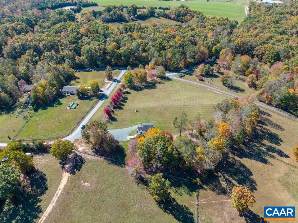 79 HIDDEN VALLEY CT, PALMYRA, Virginia 22963, 4 Bedrooms Bedrooms, ,2 BathroomsBathrooms,Residential,For sale,79 HIDDEN VALLEY CT,673682 MLS # 673682