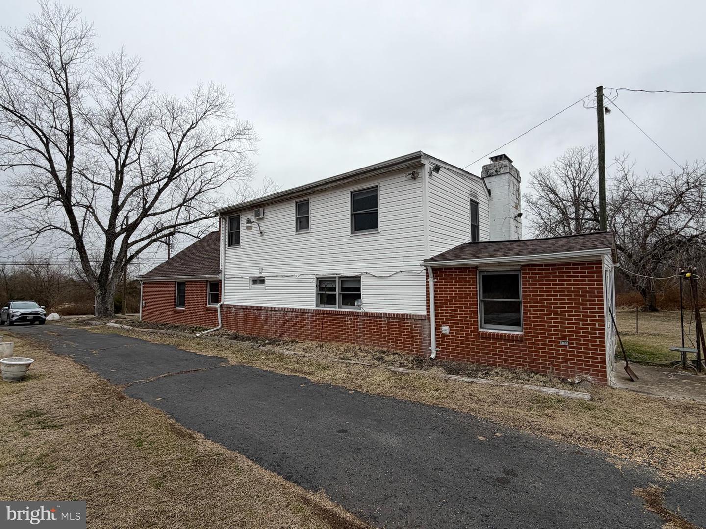 9163 OLD DUMFRIES RD, CATLETT, Virginia 20119, 4 Bedrooms Bedrooms, ,2 BathroomsBathrooms,Residential,For sale,9163 OLD DUMFRIES RD,VAFQ2020708 MLS # VAFQ2020708