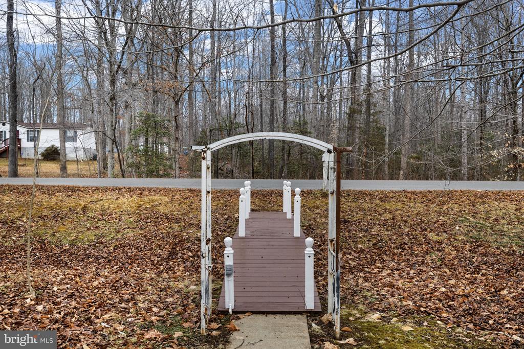 3125 DANBURY CIR, SPOTSYLVANIA, Virginia 22551, 3 Bedrooms Bedrooms, ,2 BathroomsBathrooms,Residential,3125 DANBURY CIR,VASP2039586 MLS # VASP2039586