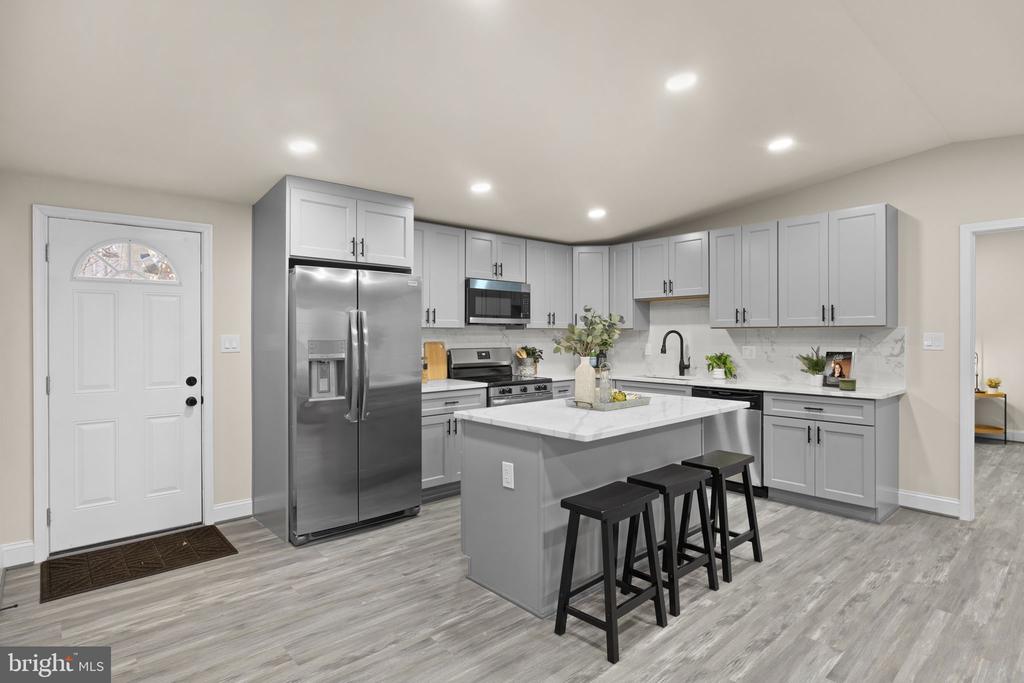 3125 DANBURY CIR, SPOTSYLVANIA, Virginia 22551, 3 Bedrooms Bedrooms, ,2 BathroomsBathrooms,Residential,3125 DANBURY CIR,VASP2039586 MLS # VASP2039586