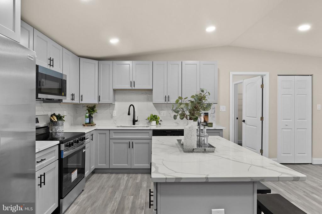 3125 DANBURY CIR, SPOTSYLVANIA, Virginia 22551, 3 Bedrooms Bedrooms, ,2 BathroomsBathrooms,Residential,3125 DANBURY CIR,VASP2039586 MLS # VASP2039586