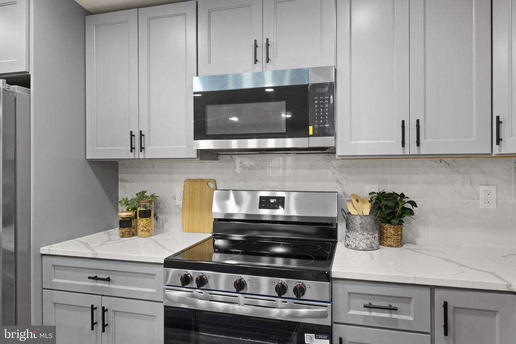 3125 DANBURY CIR, SPOTSYLVANIA, Virginia 22551, 3 Bedrooms Bedrooms, ,2 BathroomsBathrooms,Residential,3125 DANBURY CIR,VASP2039586 MLS # VASP2039586