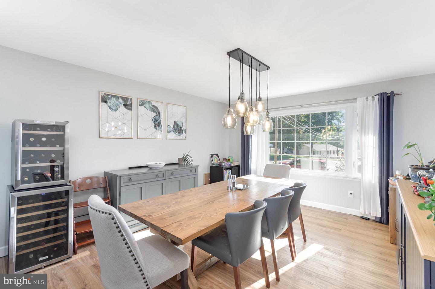 6208 REDWOOD LN, ALEXANDRIA, Virginia 22310, 5 Bedrooms Bedrooms, 11 Rooms Rooms,3 BathroomsBathrooms,Residential,For sale,6208 REDWOOD LN,VAFX2275388 MLS # VAFX2275388