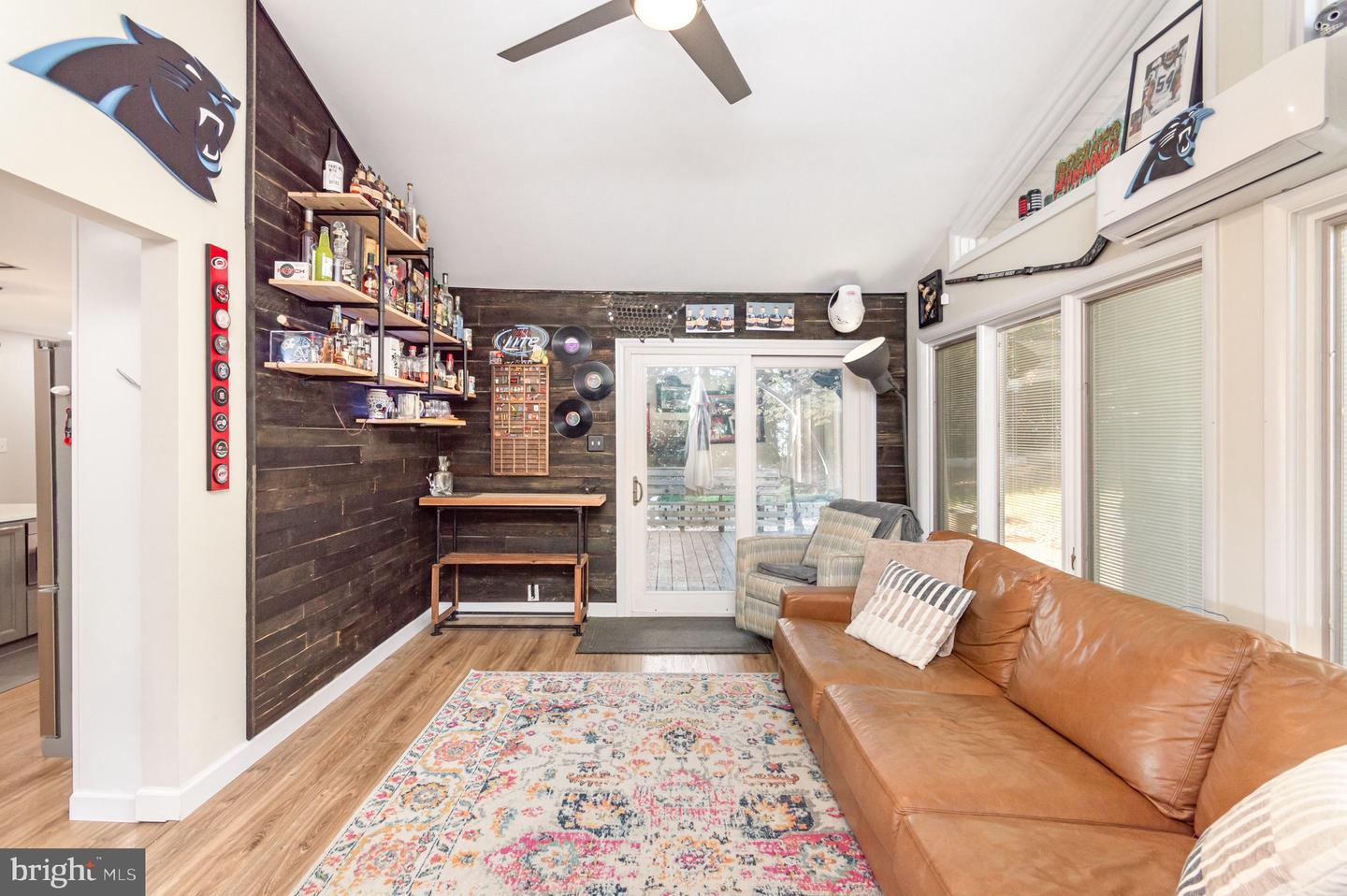 6208 REDWOOD LN, ALEXANDRIA, Virginia 22310, 5 Bedrooms Bedrooms, 11 Rooms Rooms,3 BathroomsBathrooms,Residential,For sale,6208 REDWOOD LN,VAFX2275388 MLS # VAFX2275388