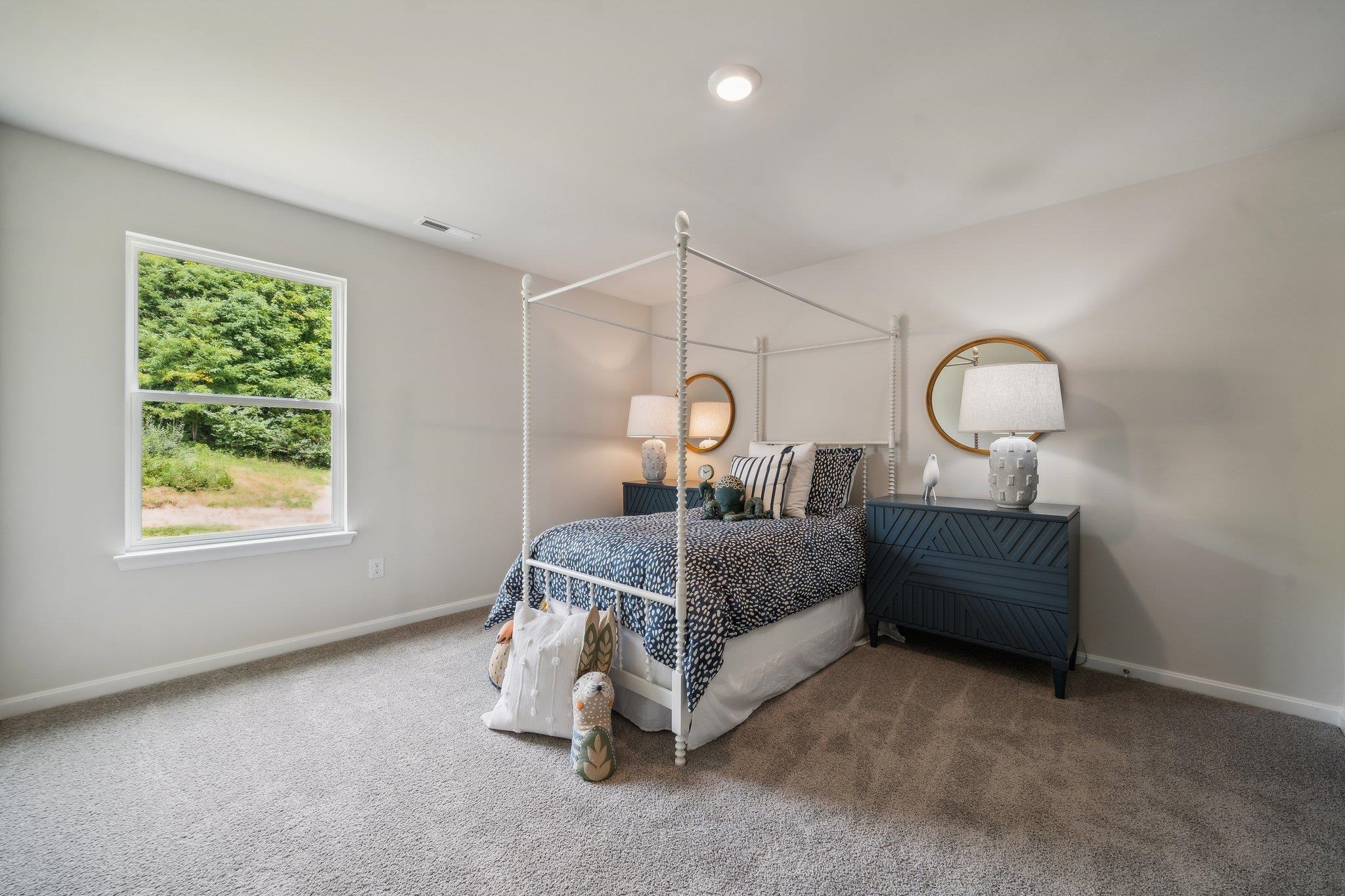 572 SUMMERCREST AVE, WAYNESBORO, Virginia 22980, 3 Bedrooms Bedrooms, ,2 BathroomsBathrooms,Residential,572 SUMMERCREST AVE,673534 MLS # 673534