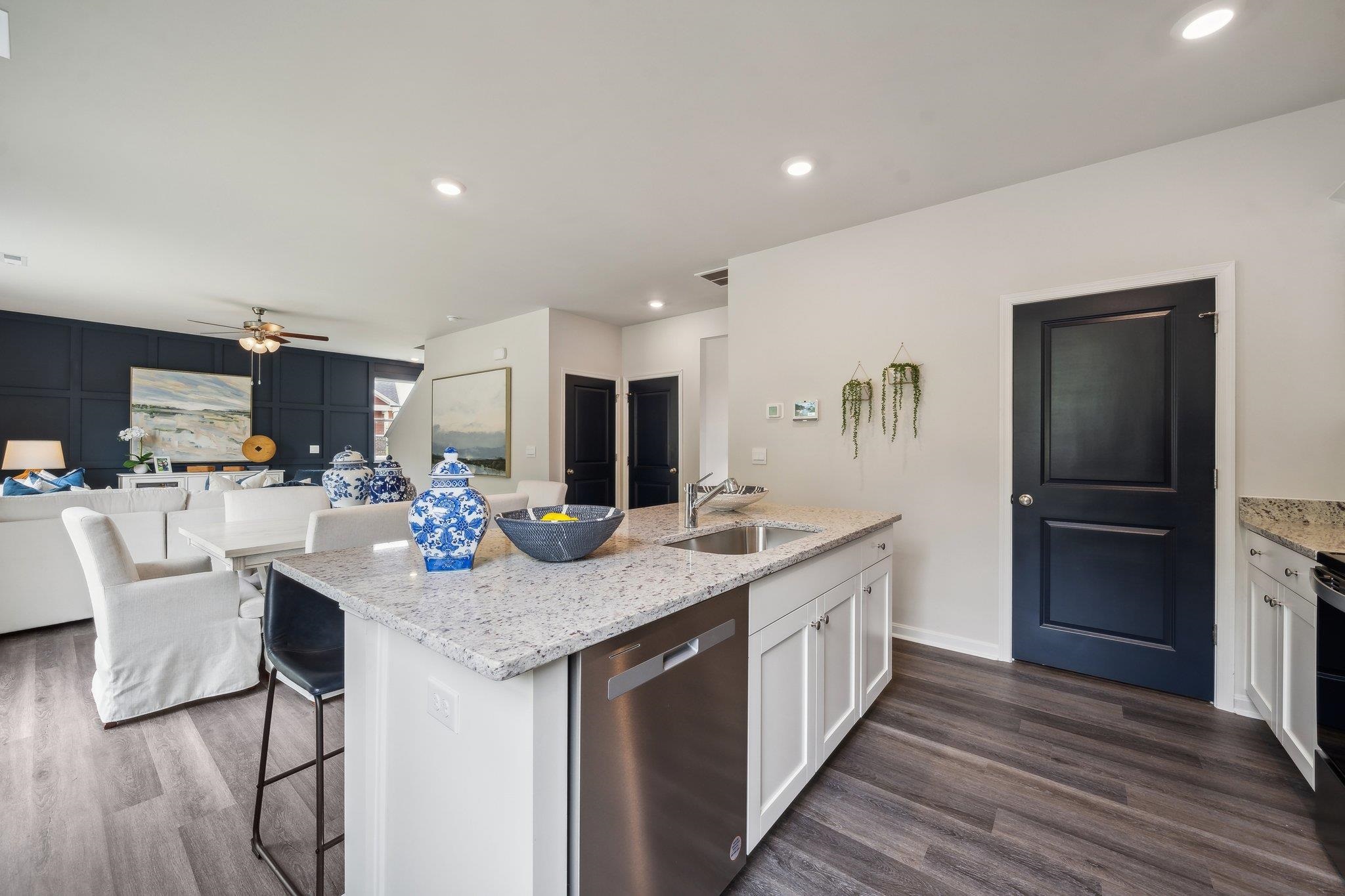 572 SUMMERCREST AVE, WAYNESBORO, Virginia 22980, 3 Bedrooms Bedrooms, ,2 BathroomsBathrooms,Residential,572 SUMMERCREST AVE,673534 MLS # 673534