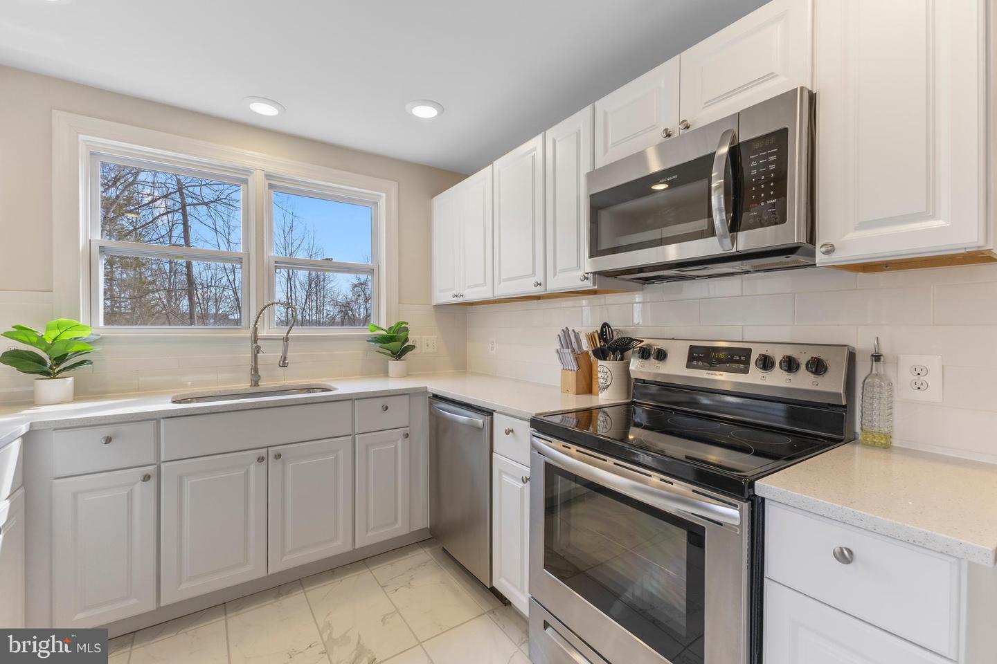 21 REIDS RD, STAFFORD, Virginia 22554, 4 Bedrooms Bedrooms, ,2 BathroomsBathrooms,Residential,For sale,21 REIDS RD,VAST2044478 MLS # VAST2044478