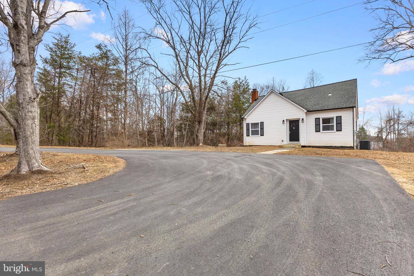 21 REIDS RD, STAFFORD, Virginia 22554, 4 Bedrooms Bedrooms, ,2 BathroomsBathrooms,Residential,For sale,21 REIDS RD,VAST2044478 MLS # VAST2044478