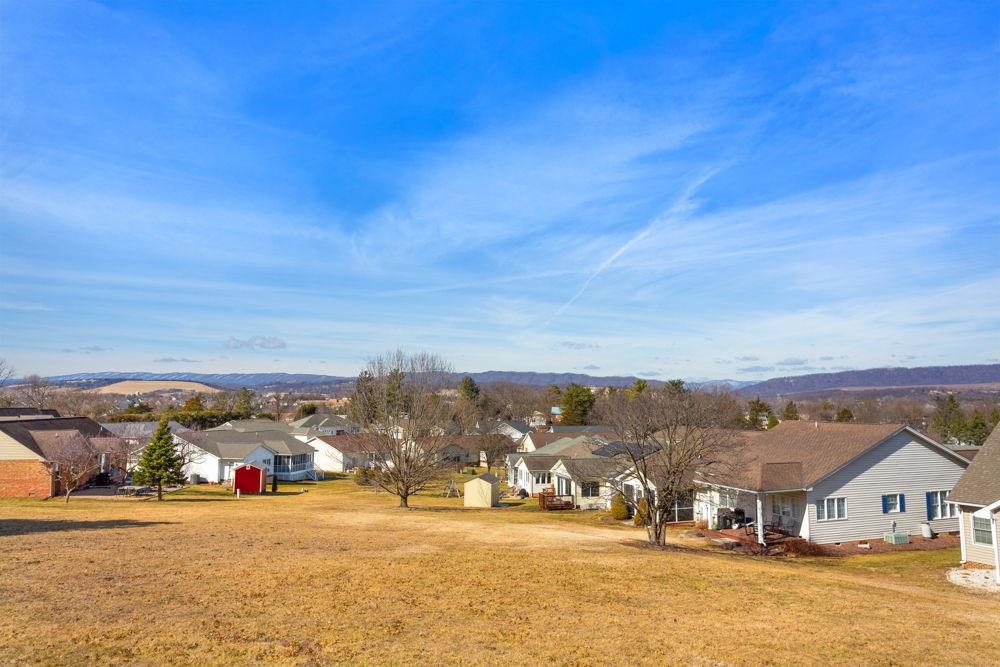 294 RIDGEWOOD AVE, BROADWAY, Virginia 22815, 4 Bedrooms Bedrooms, ,3 BathroomsBathrooms,Residential,294 RIDGEWOOD AVE,673697 MLS # 673697