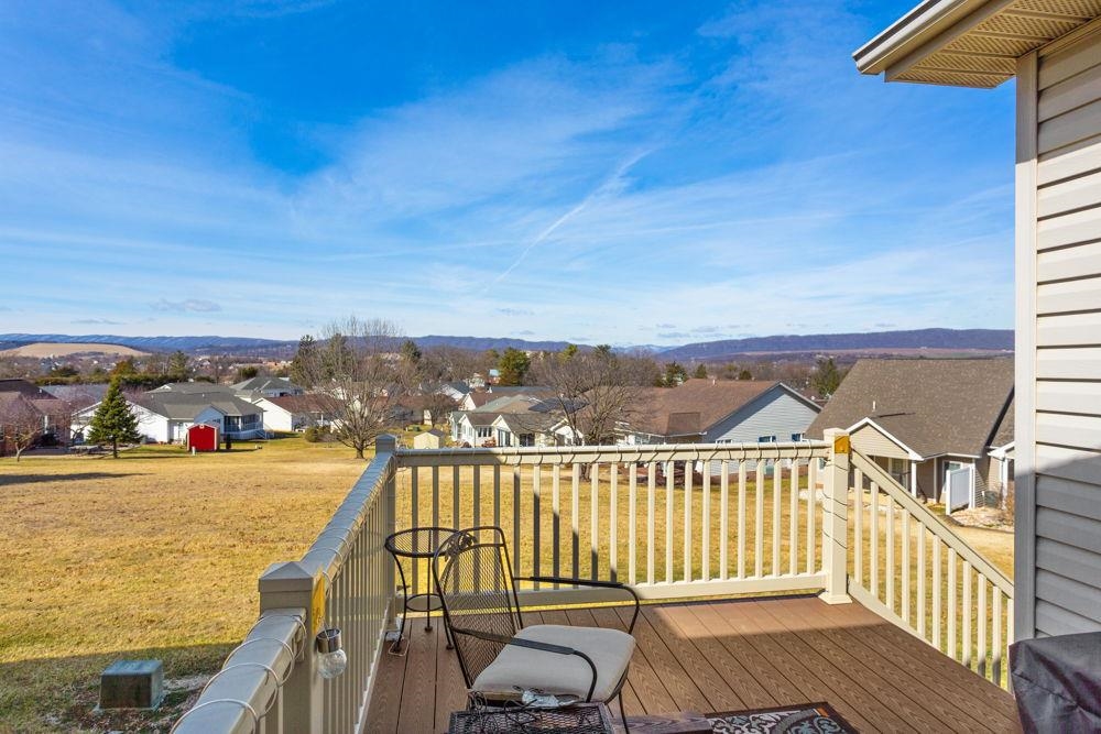 overlooking green space!