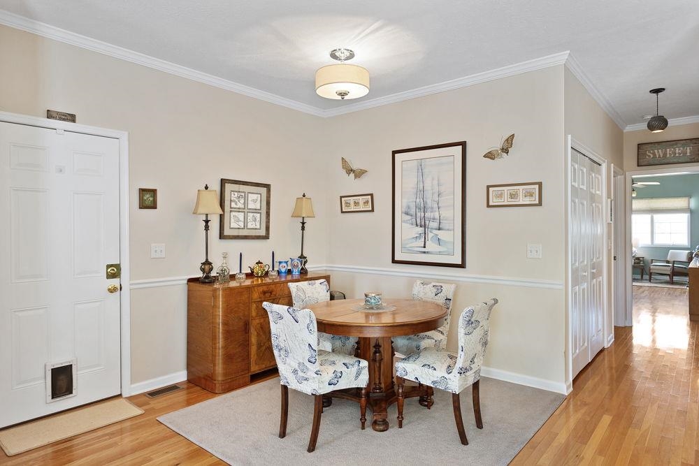 294 RIDGEWOOD AVE, BROADWAY, Virginia 22815, 4 Bedrooms Bedrooms, ,3 BathroomsBathrooms,Residential,294 RIDGEWOOD AVE,673697 MLS # 673697