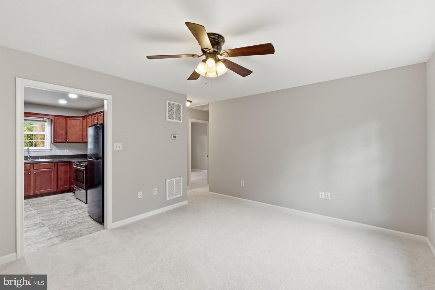 139 WAMBACH CT, FRONT ROYAL, Virginia 22630, 3 Bedrooms Bedrooms, 8 Rooms Rooms,2 BathroomsBathrooms,Residential,For sale,139 WAMBACH CT,VAWR2012876 MLS # VAWR2012876