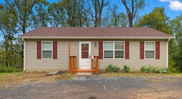 139 WAMBACH CT, FRONT ROYAL, Virginia 22630, 3 Bedrooms Bedrooms, 8 Rooms Rooms,2 BathroomsBathrooms,Residential,For sale,139 WAMBACH CT,VAWR2012876 MLS # VAWR2012876