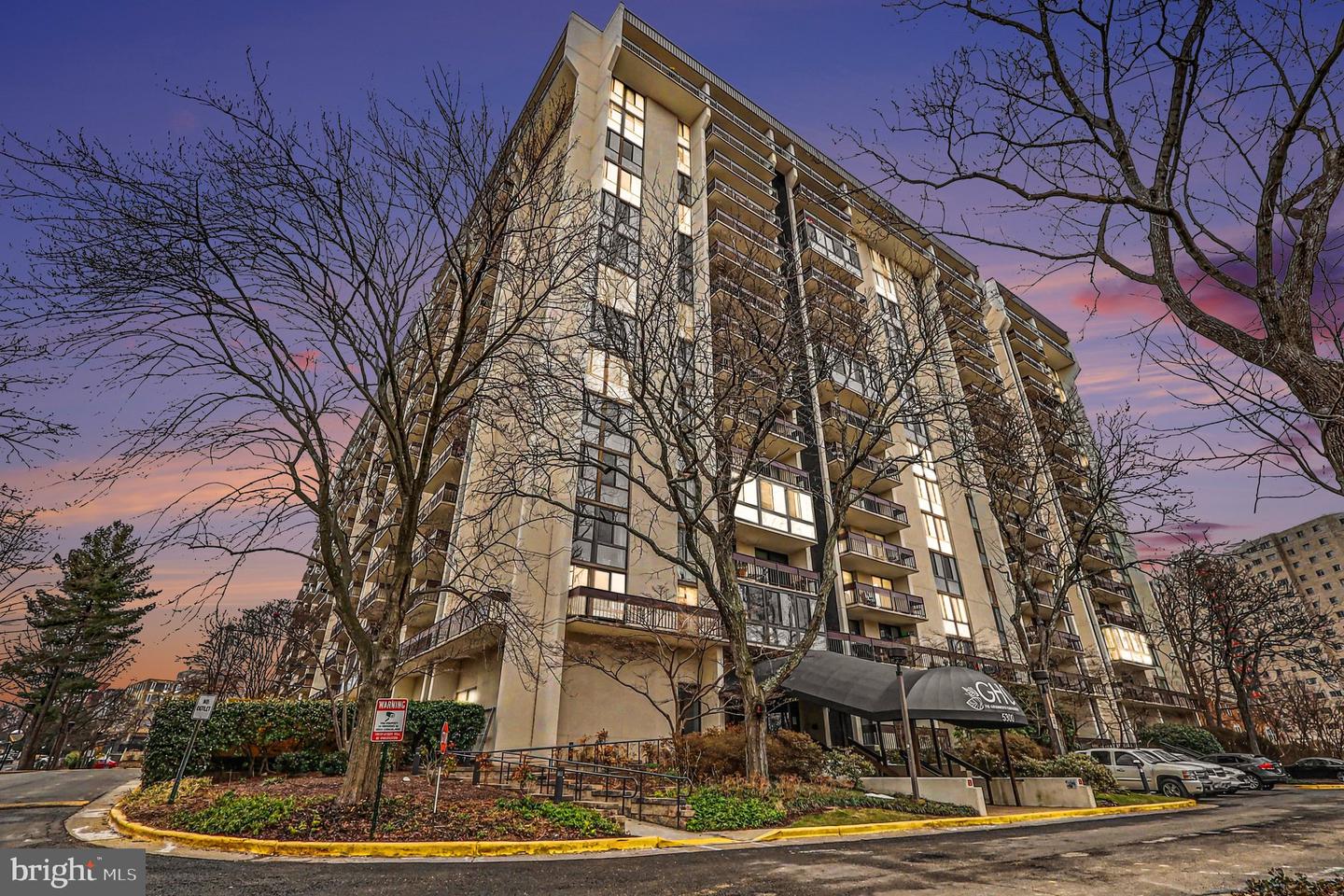 5300 HOLMES RUN PKWY #615, ALEXANDRIA, Virginia 22304, 3 Bedrooms Bedrooms, ,2 BathroomsBathrooms,Residential,For sale,5300 HOLMES RUN PKWY #615,VAAX2052166 MLS # VAAX2052166