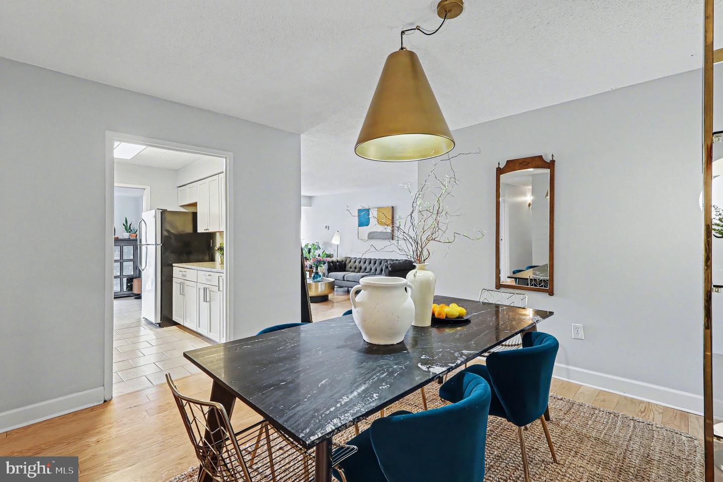 5300 HOLMES RUN PKWY #615, ALEXANDRIA, Virginia 22304, 3 Bedrooms Bedrooms, ,2 BathroomsBathrooms,Residential,For sale,5300 HOLMES RUN PKWY #615,VAAX2052166 MLS # VAAX2052166