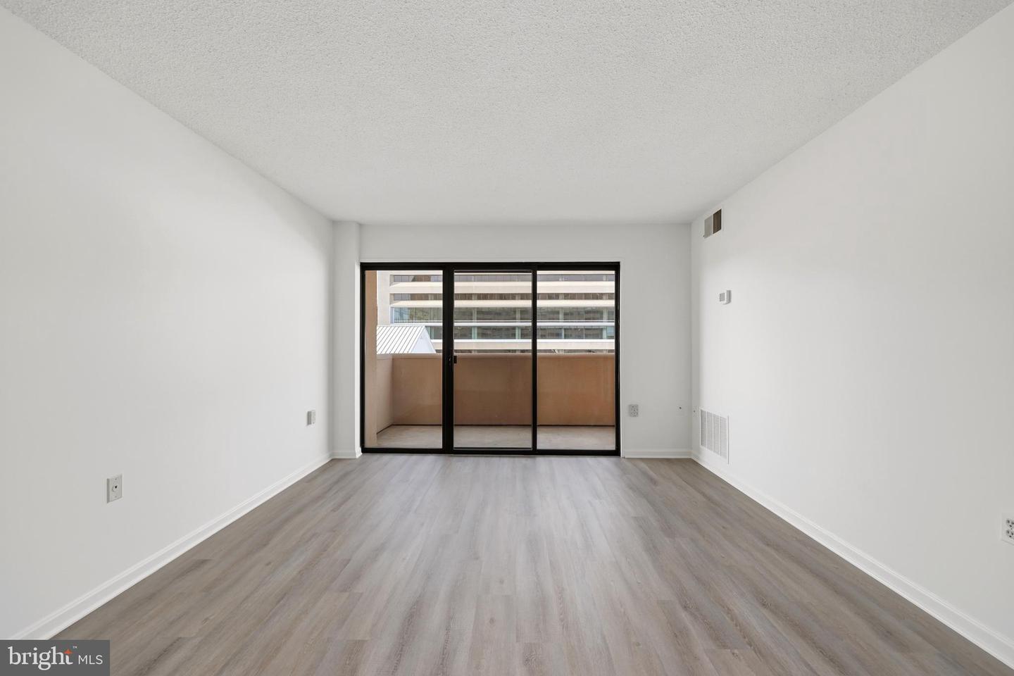 1301 N COURTHOUSE RD #1205, ARLINGTON, Virginia 22201, 1 Bedroom Bedrooms, ,1 BathroomBathrooms,Residential,For sale,1301 N COURTHOUSE RD #1205,VAAR2066864 MLS # VAAR2066864