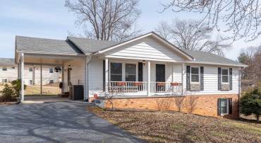 5550 JAMESTOWN RD, CROZET, Virginia 22932, 3 Bedrooms Bedrooms, ,2 BathroomsBathrooms,Residential,5550 JAMESTOWN RD,673704 MLS # 673704