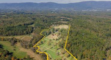 5498 WYANT LN, CHARLOTTESVILLE, Virginia 22903, 4 Bedrooms Bedrooms, ,3 BathroomsBathrooms,Residential,MECHUM HILL,5498 WYANT LN,673705 MLS # 673705