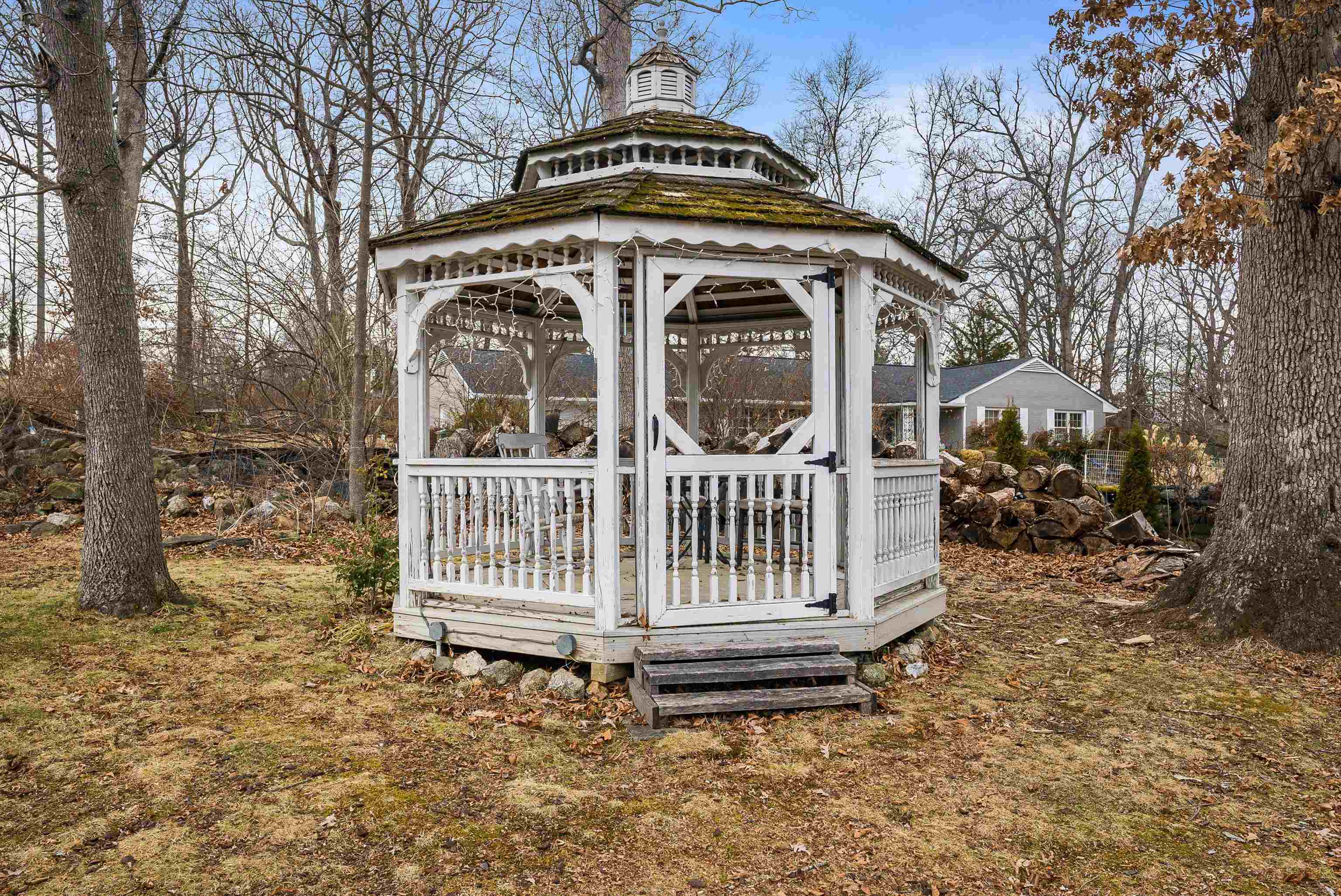 701 ROSSER AVE, WAYNESBORO, Virginia 22980, 4 Bedrooms Bedrooms, ,1 BathroomBathrooms,Residential,701 ROSSER AVE,673707 MLS # 673707 701 ROSSER AVE, WAYNESBORO, Virginia 22980, 4 Bedrooms Bedrooms, ,1 BathroomBathrooms,Residential,701 ROSSER AVE,673707 MLS # 673707