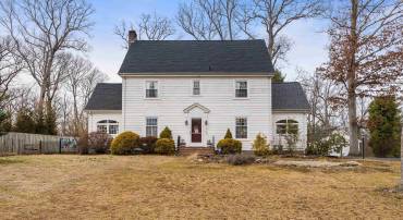 701 ROSSER AVE, WAYNESBORO, Virginia 22980, 4 Bedrooms Bedrooms, ,1 BathroomBathrooms,Residential,701 ROSSER AVE,673707 MLS # 673707