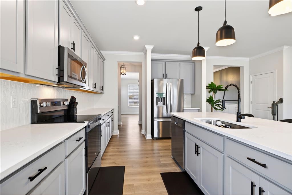 20 AVONWOODS CT, STAUNTON, Virginia 24401, 4 Bedrooms Bedrooms, ,3 BathroomsBathrooms,Residential,20 AVONWOODS CT,673712 MLS # 673712