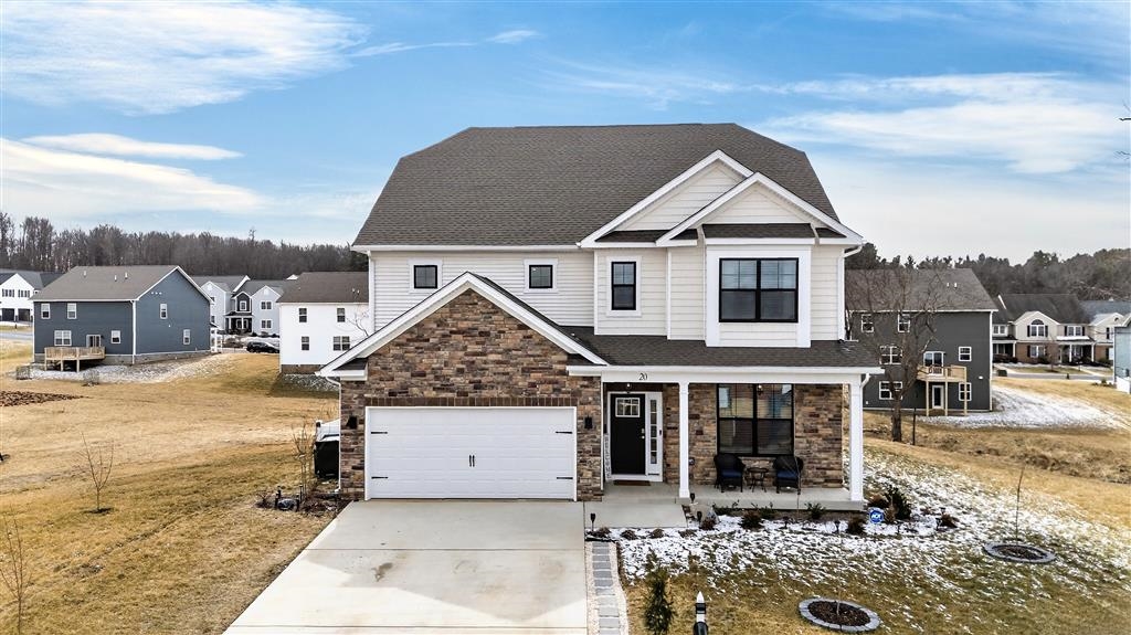 20 AVONWOODS CT, STAUNTON, Virginia 24401, 4 Bedrooms Bedrooms, ,3 BathroomsBathrooms,Residential,20 AVONWOODS CT,673712 MLS # 673712