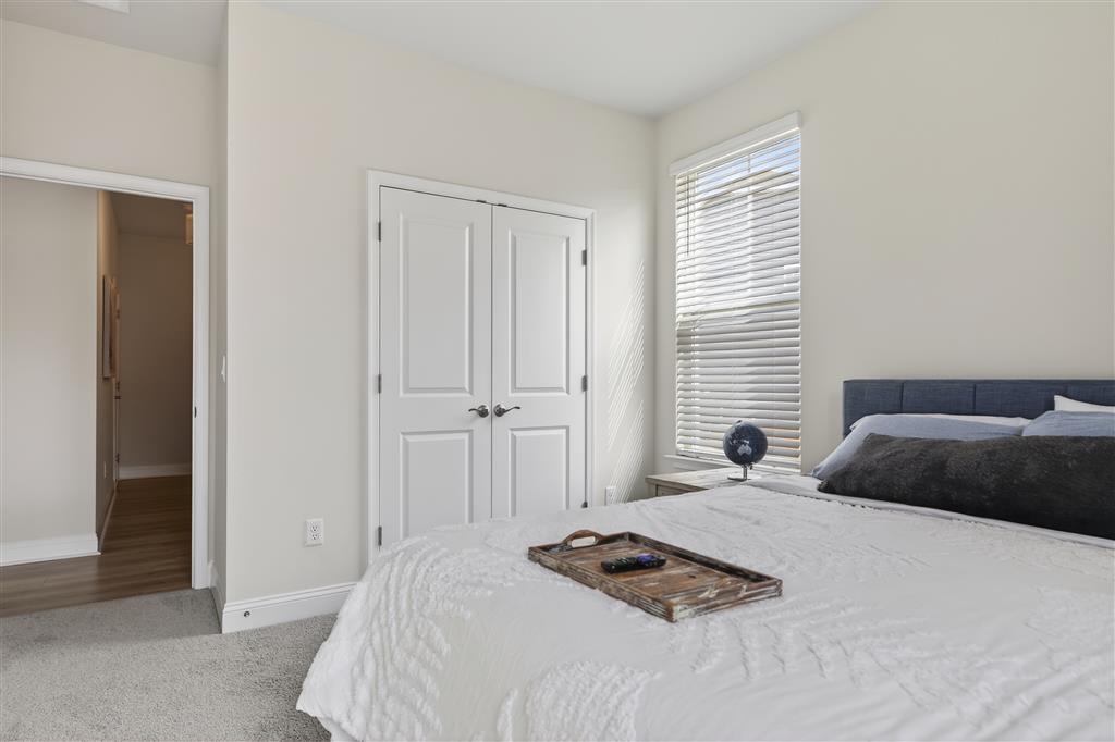 20 AVONWOODS CT, STAUNTON, Virginia 24401, 4 Bedrooms Bedrooms, ,3 BathroomsBathrooms,Residential,20 AVONWOODS CT,673712 MLS # 673712