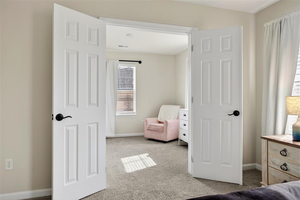 20 AVONWOODS CT, STAUNTON, Virginia 24401, 4 Bedrooms Bedrooms, ,3 BathroomsBathrooms,Residential,20 AVONWOODS CT,673712 MLS # 673712