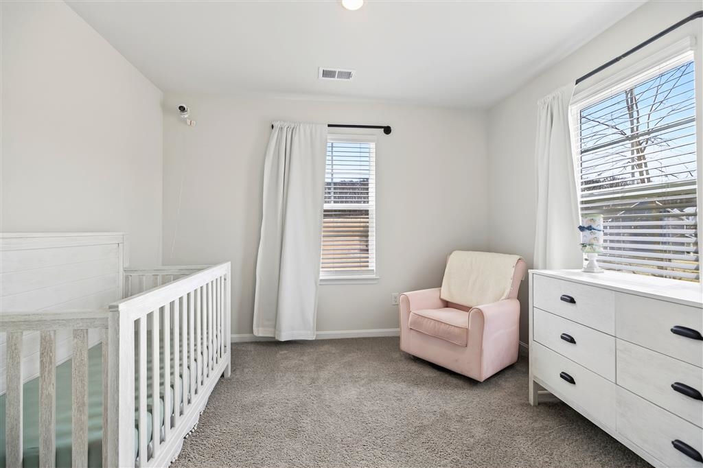 20 AVONWOODS CT, STAUNTON, Virginia 24401, 4 Bedrooms Bedrooms, ,3 BathroomsBathrooms,Residential,20 AVONWOODS CT,673712 MLS # 673712