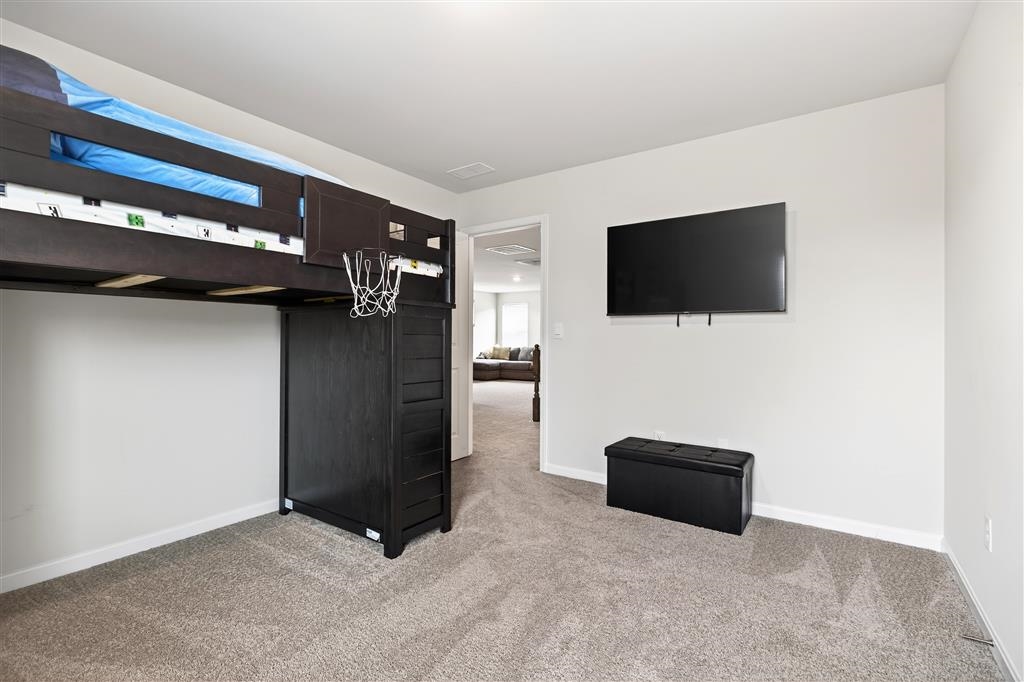 20 AVONWOODS CT, STAUNTON, Virginia 24401, 4 Bedrooms Bedrooms, ,3 BathroomsBathrooms,Residential,20 AVONWOODS CT,673712 MLS # 673712